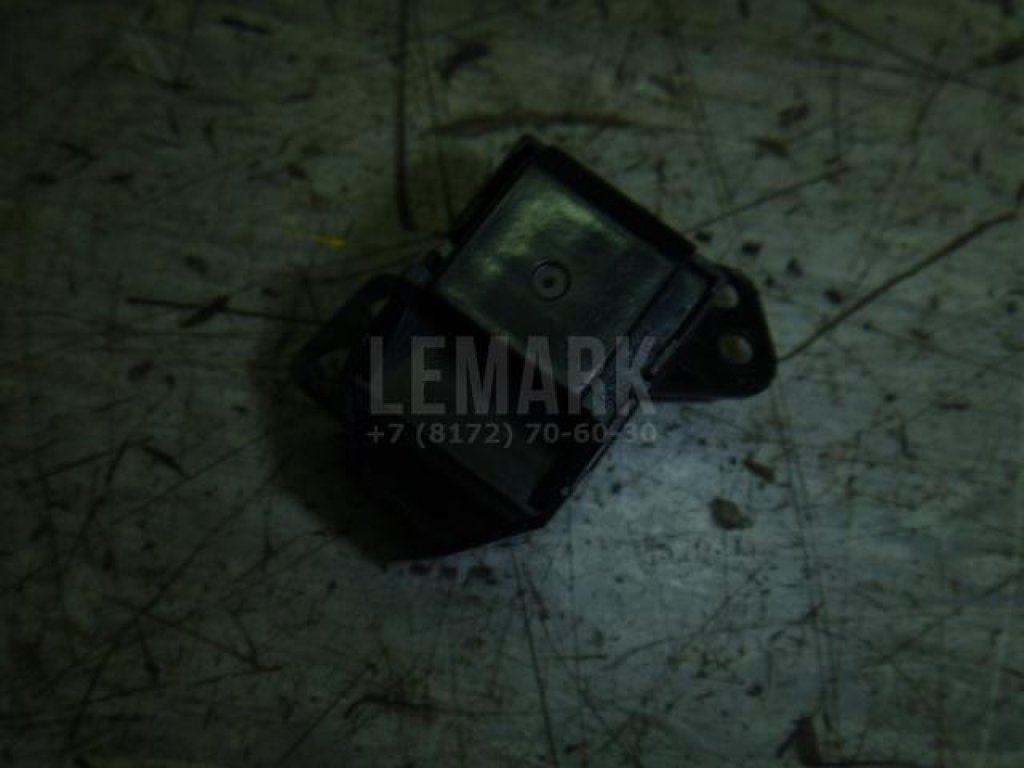 Кнопка освещения панели приборов