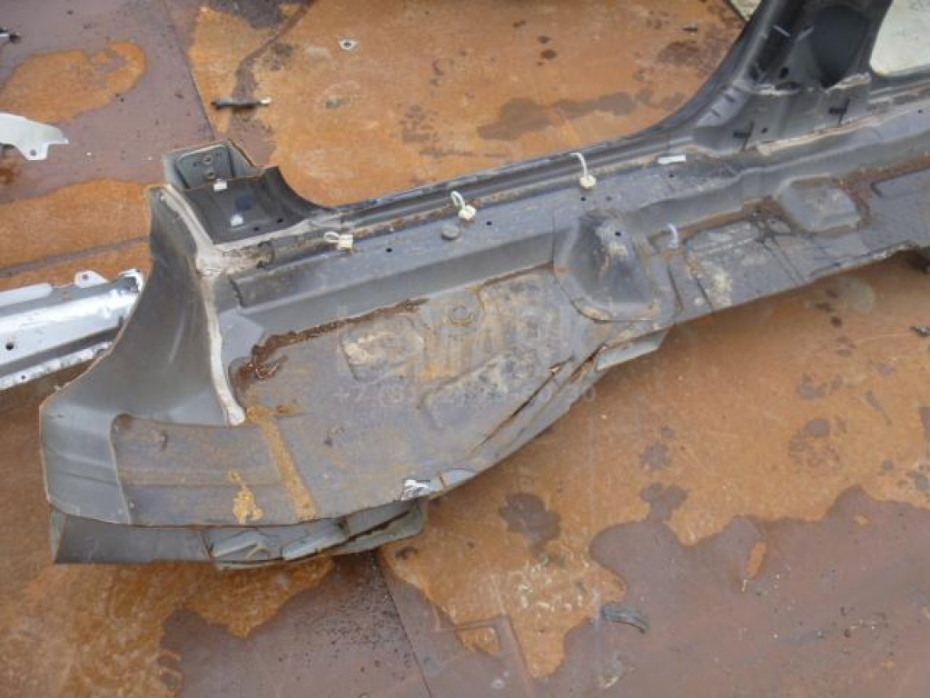 Крыло заднее правое