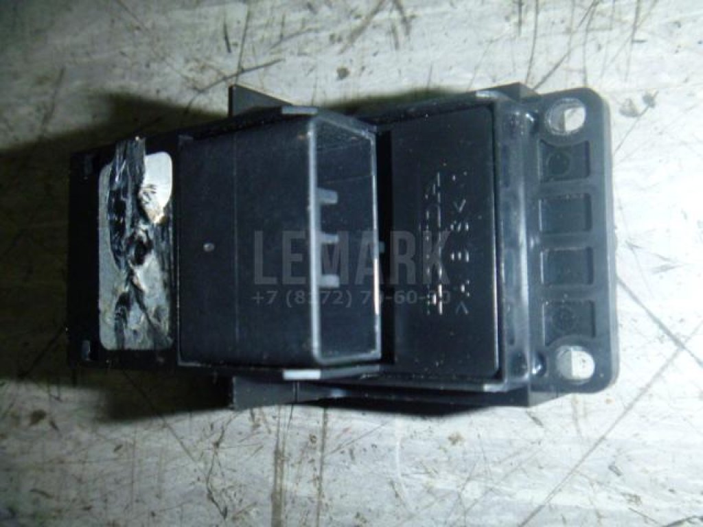 Кнопка стеклоподъемника