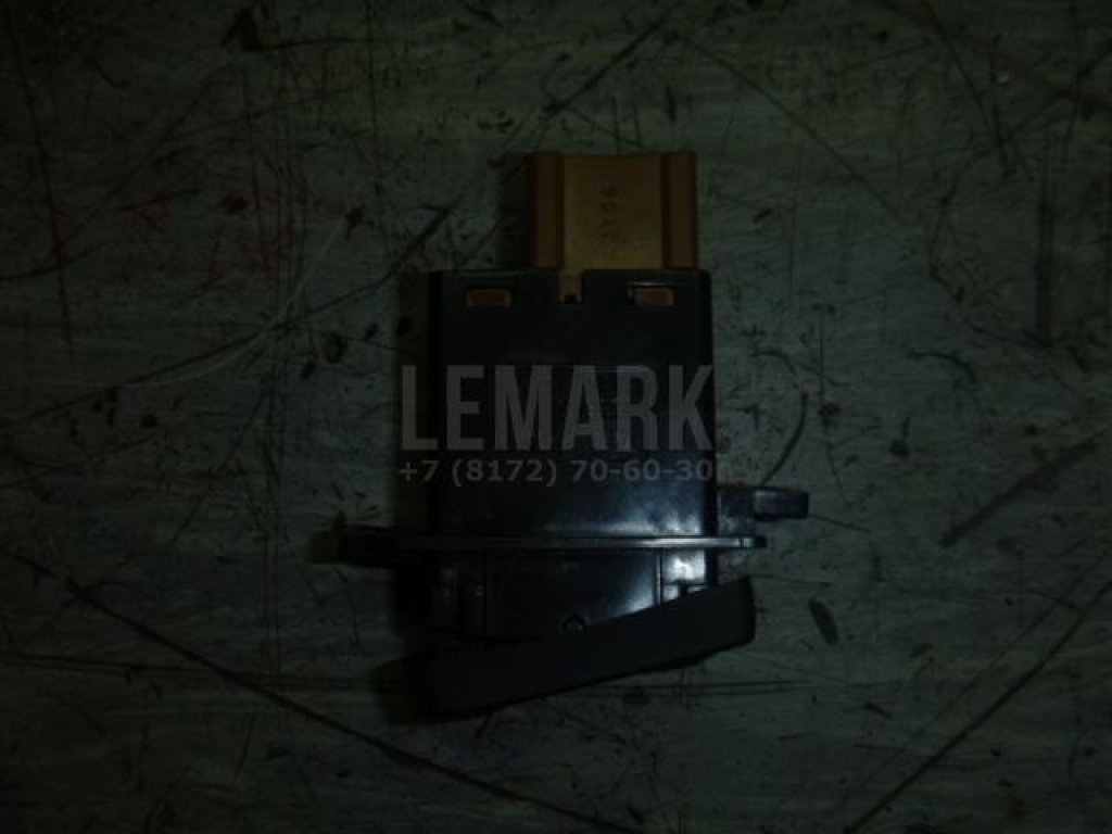 Кнопка обогрева сидений