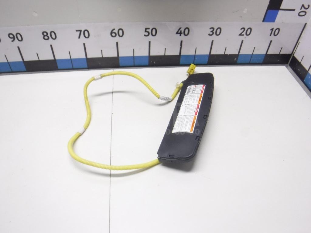 Подушка безопасности боковая (в сиденье)