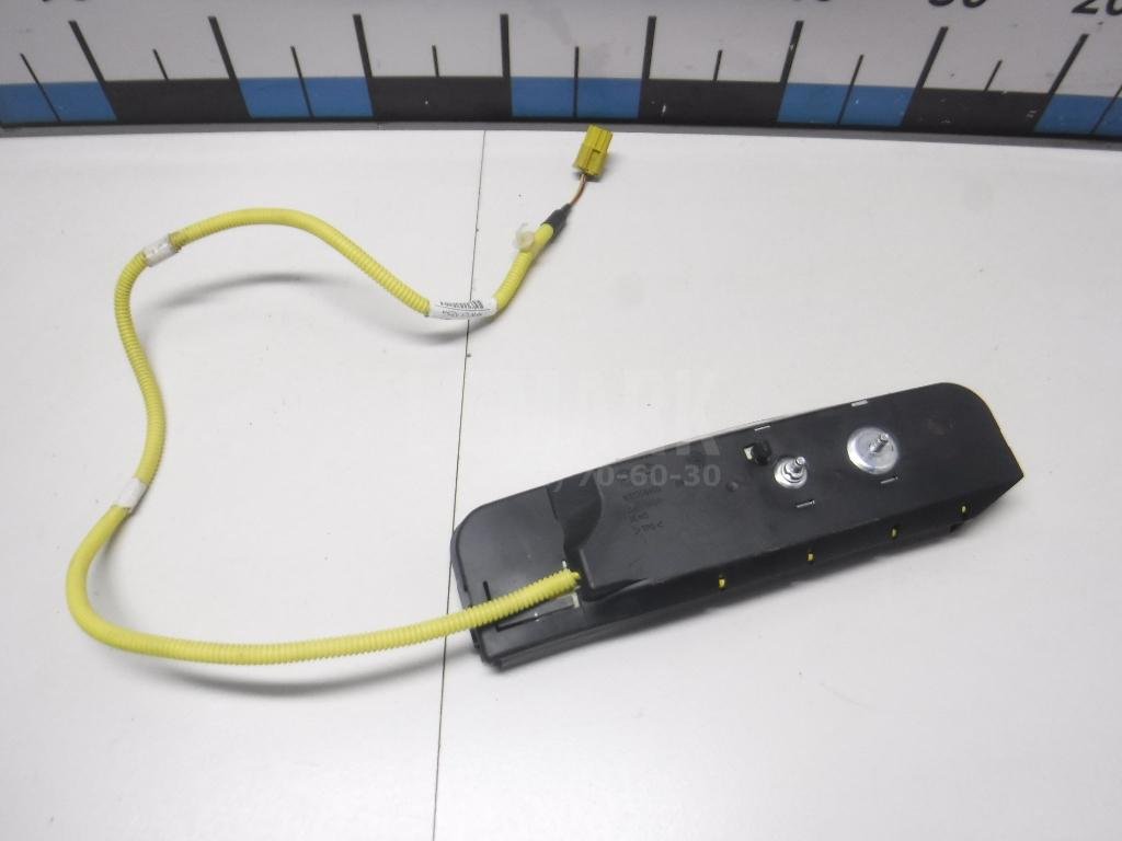 Подушка безопасности боковая (в сиденье)