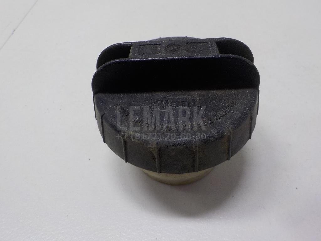 Крышка топливного бака