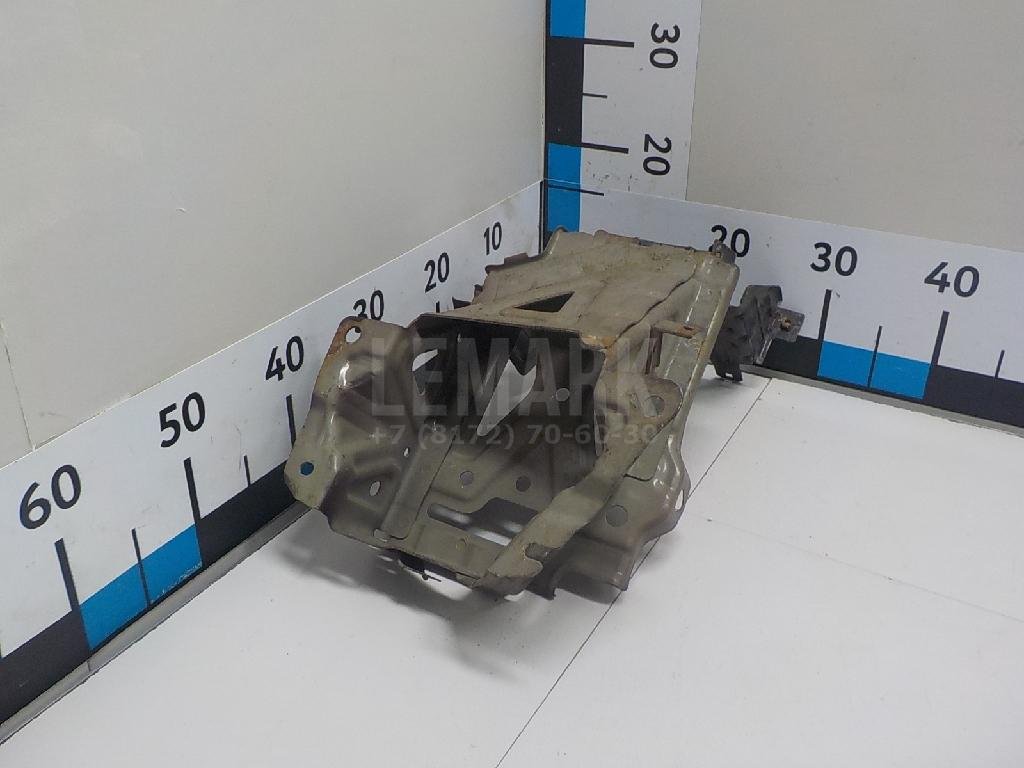 Крепление АКБ (корпус/подставка)