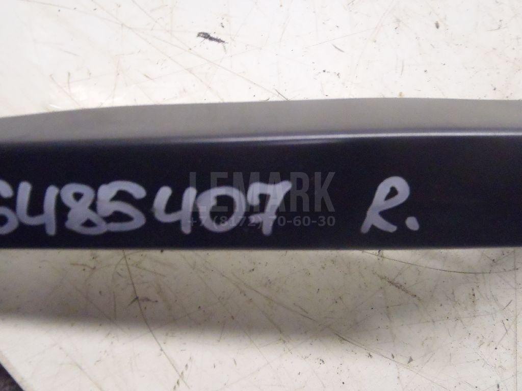 Поводок стеклоочистителя передний правый