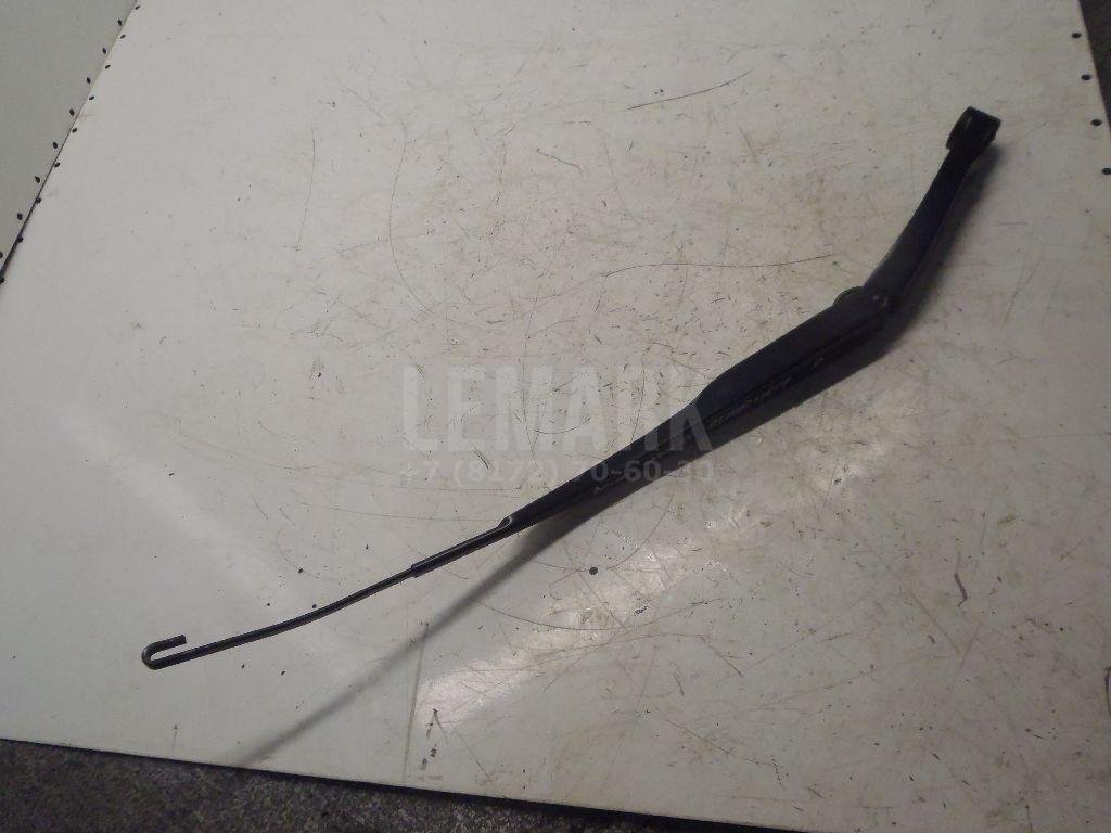 Поводок стеклоочистителя передний правый