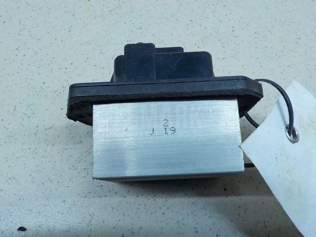 Резистор отопителя