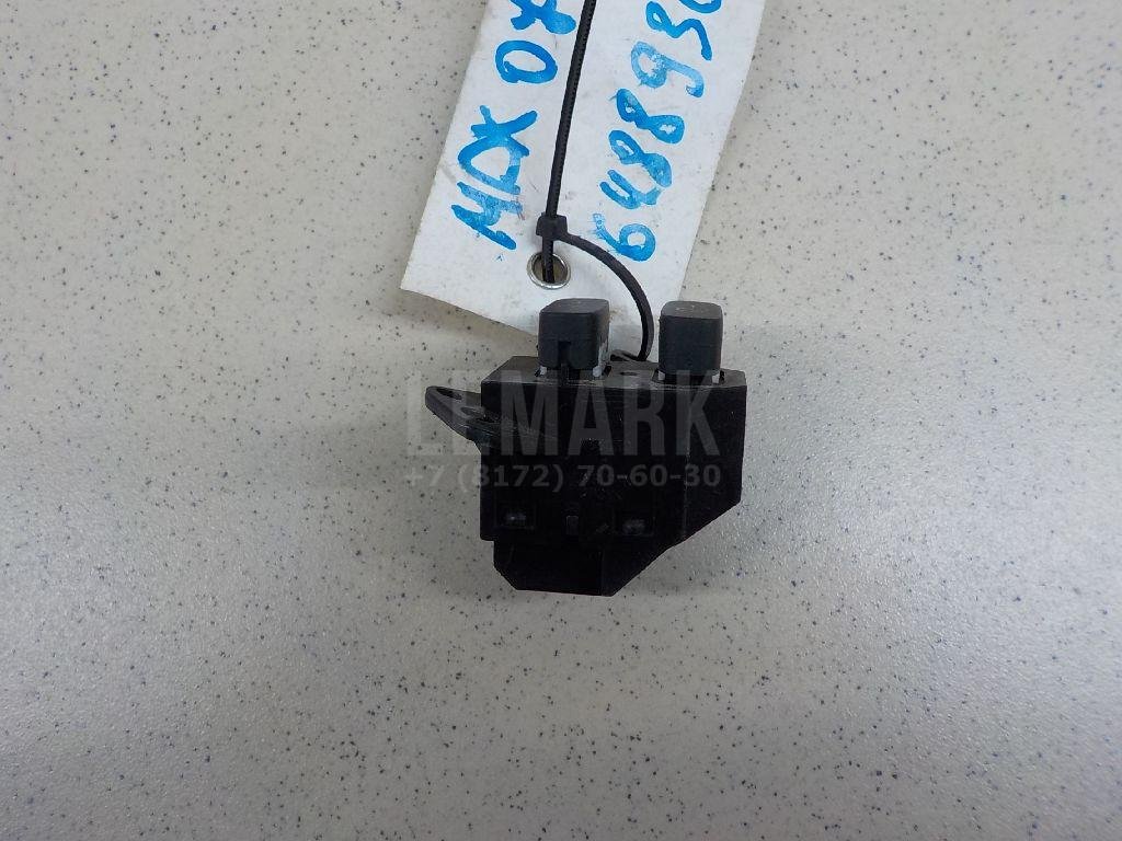 Кнопка освещения панели приборов