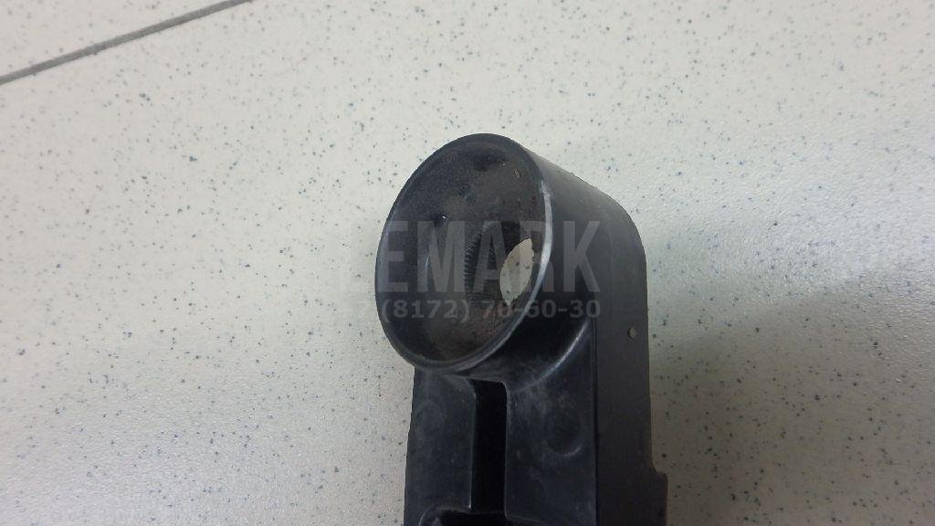 Поводок стеклоочистителя передний правый