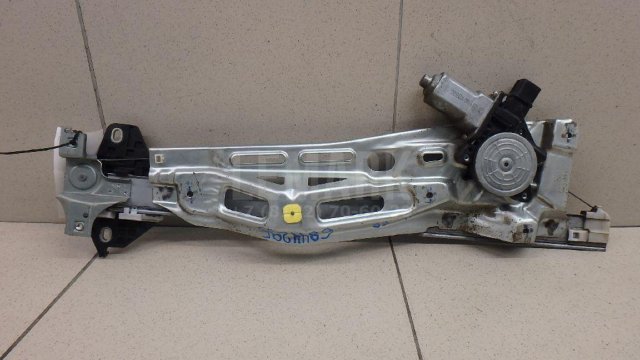 Стеклоподъемник электр. передний правый