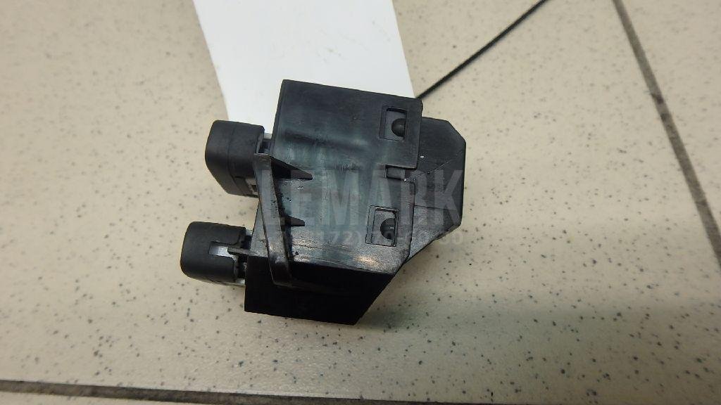 Кнопка освещения панели приборов