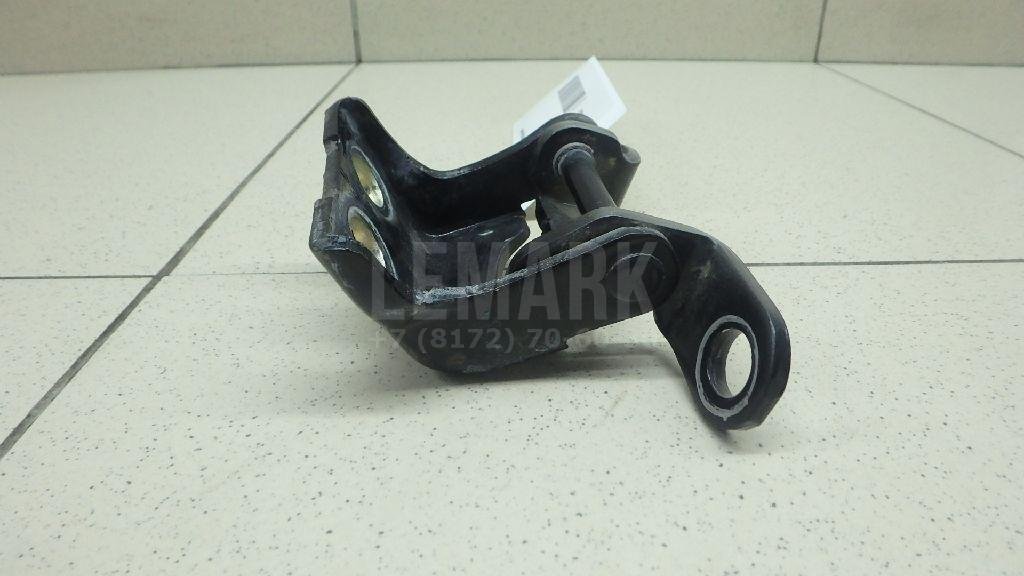 Петля двери задней левой верхняя