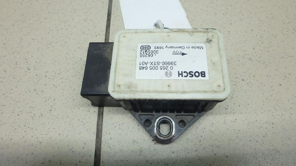 Датчик ускорения