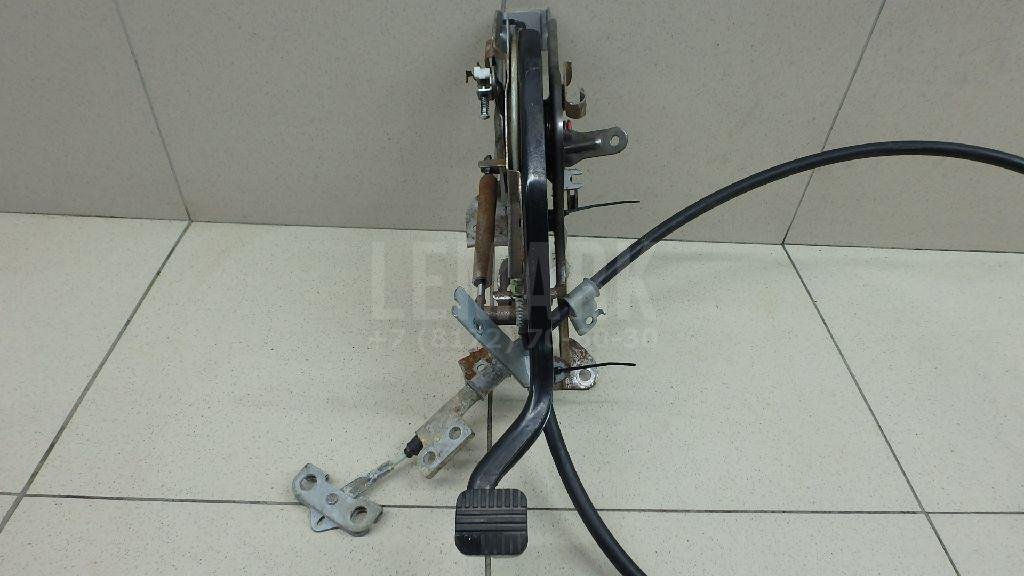 Рычаг стояночного тормоза