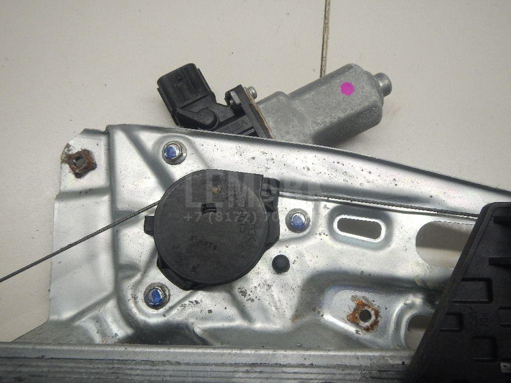 Стеклоподъемник электр. передний правый