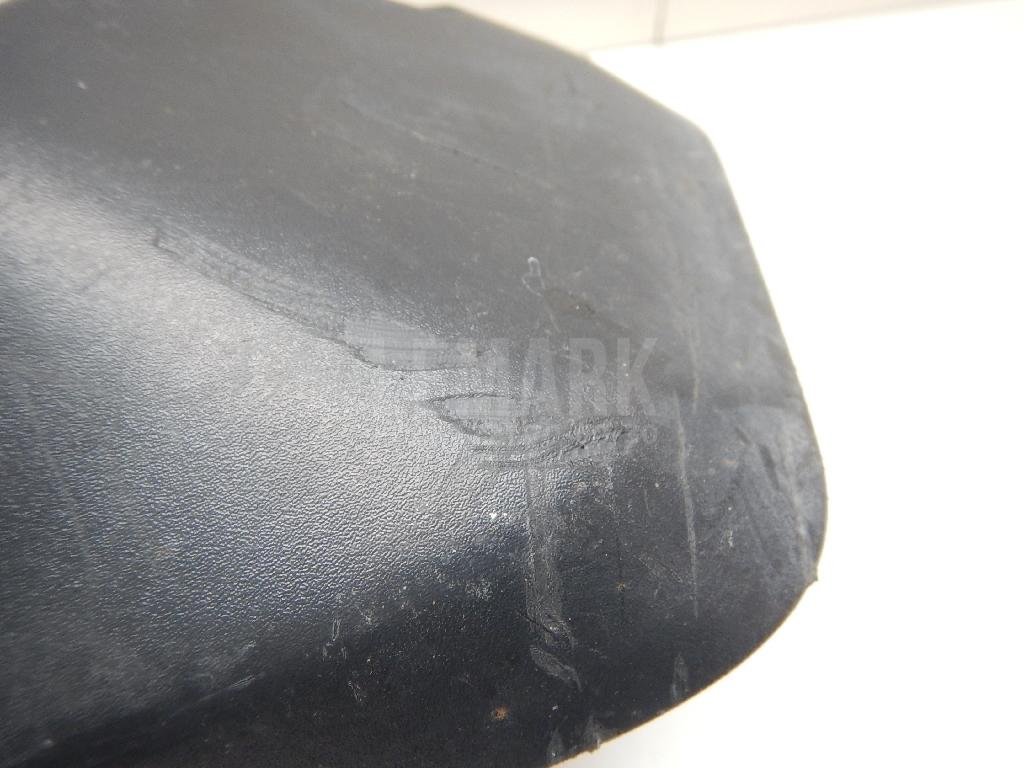 Брызговик передний левый