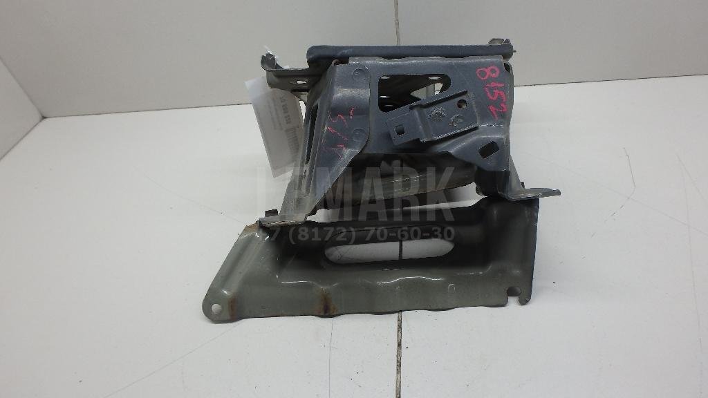 Крепление АКБ (корпус/подставка)