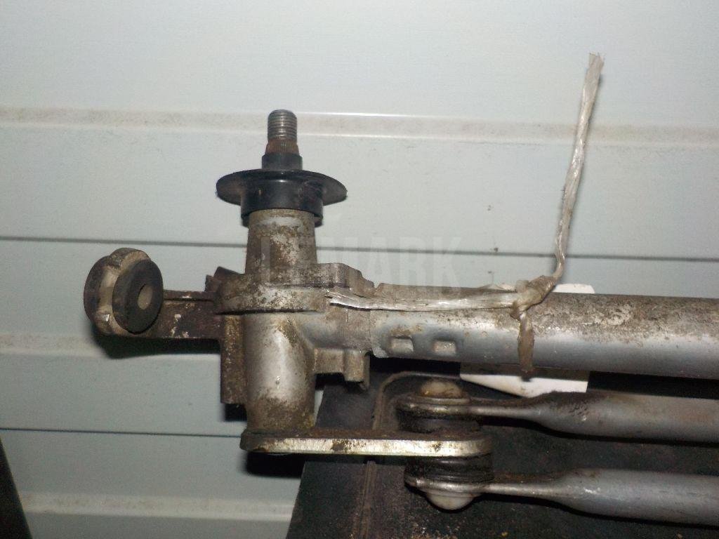 Трапеция стеклоочистителей