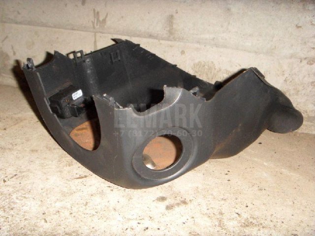 Кожух рулевой колонки нижний