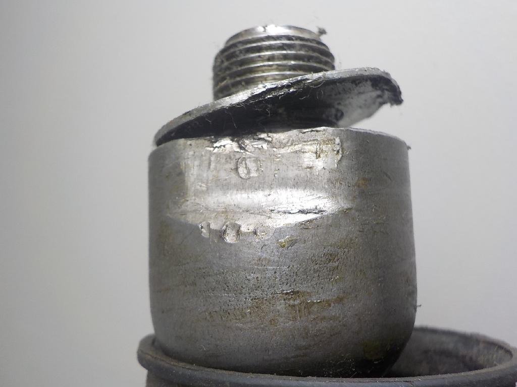 Тяга рулевая левая