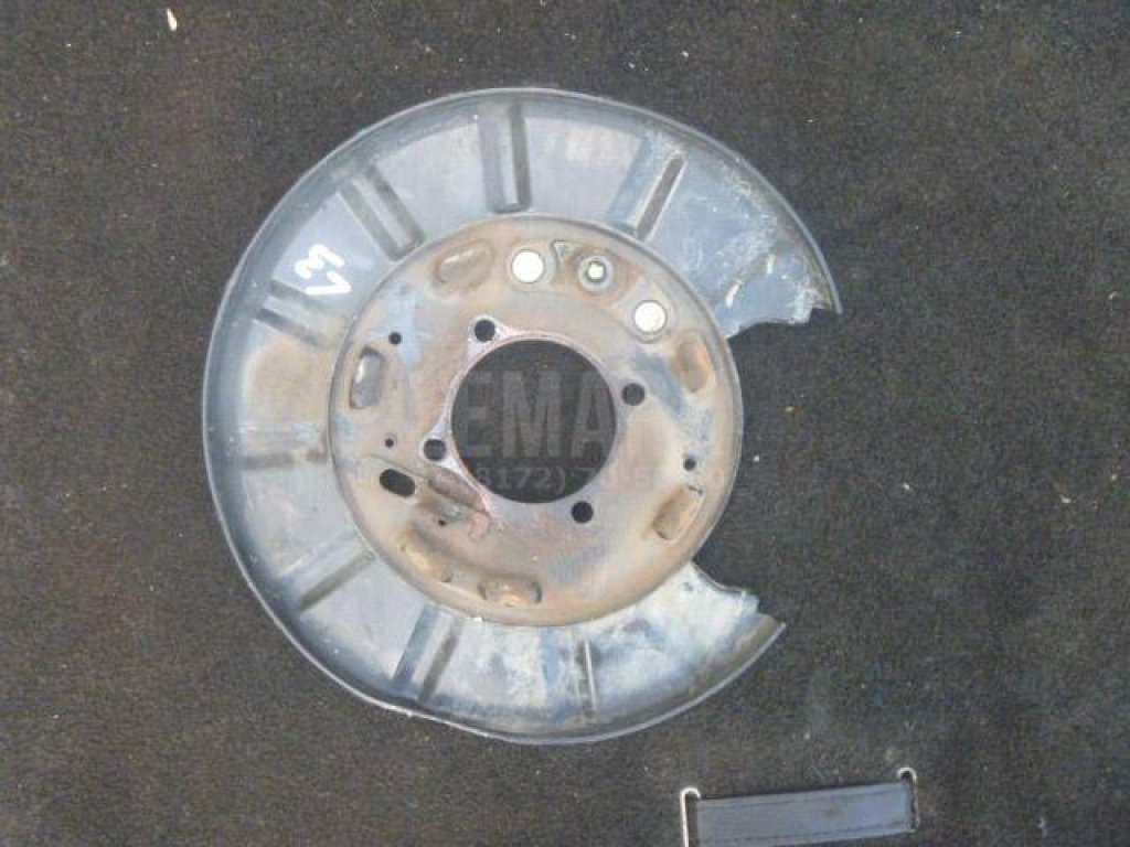 Щит опорный задний левый