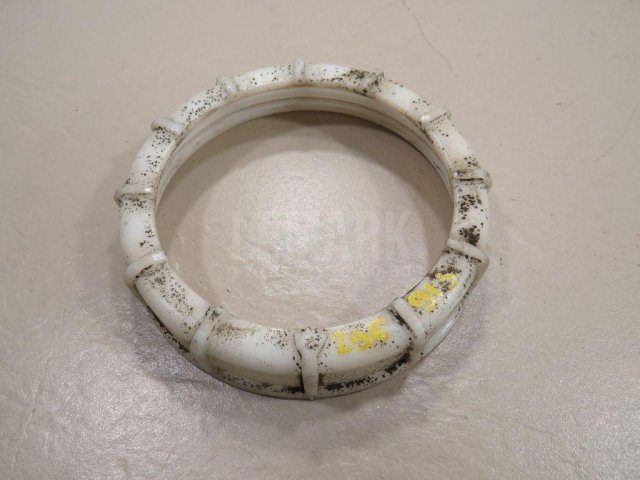 Гайка топливного насоса