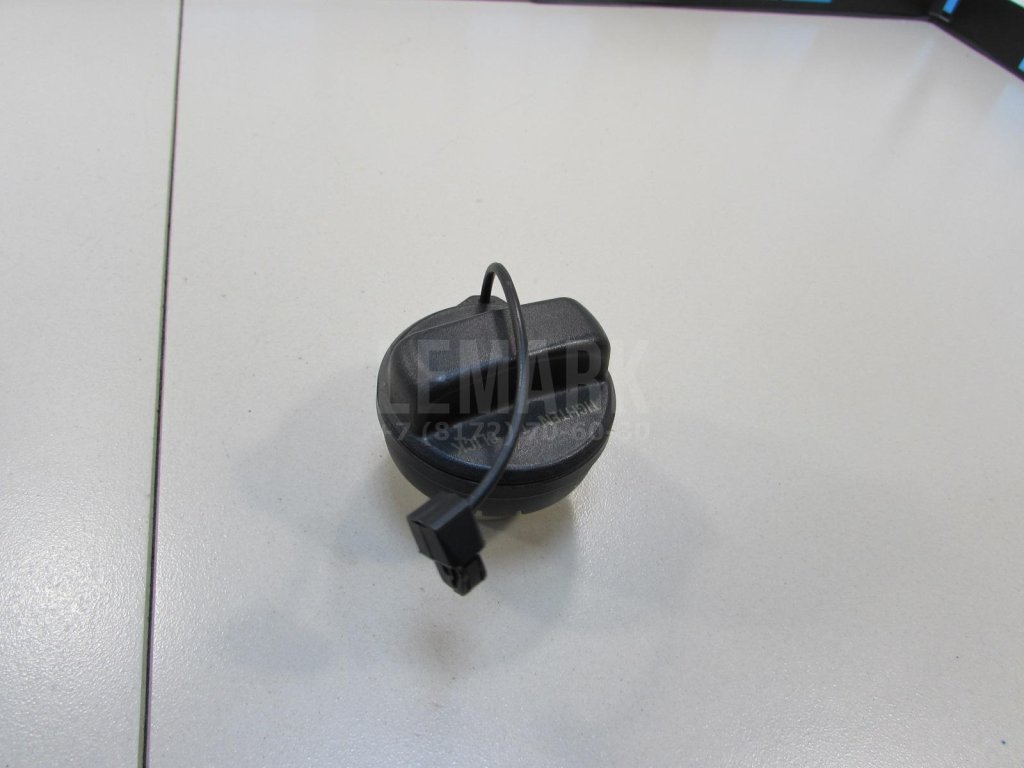 Крышка топливного бака