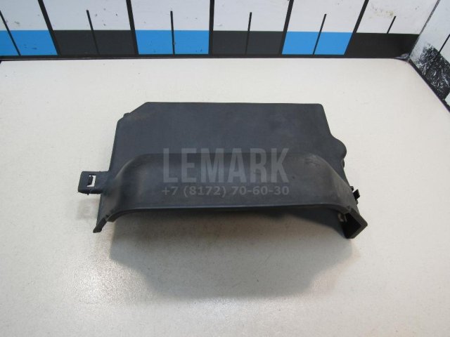 Крышка блока управления двигателем