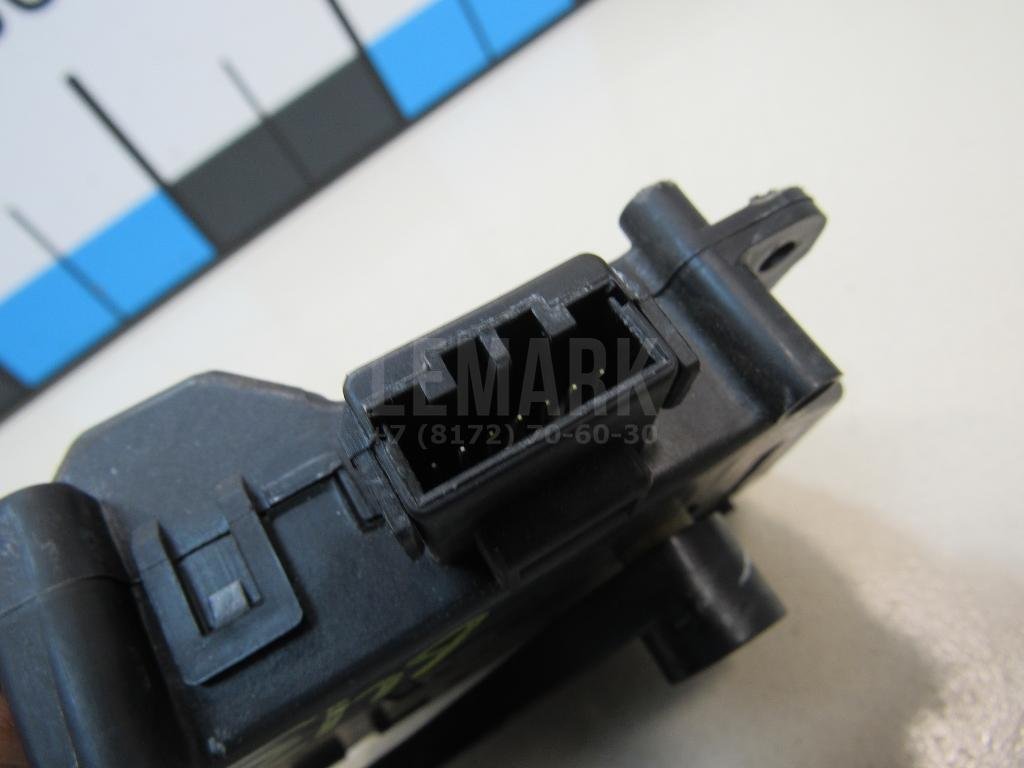 Моторчик заслонки отопителя