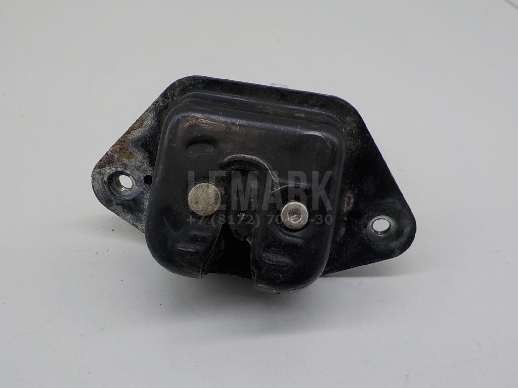 Замок багажника