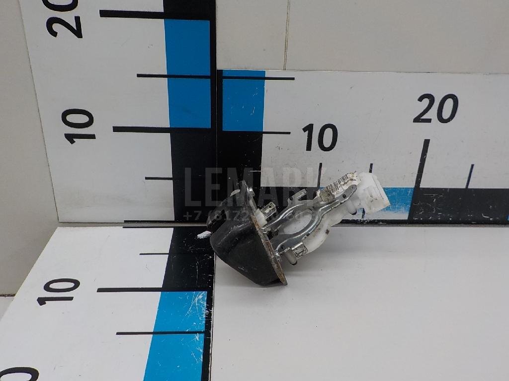 Замок багажника