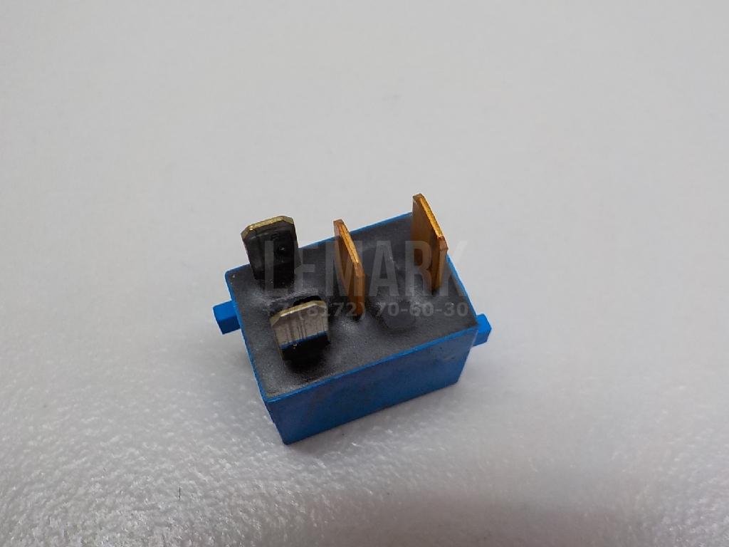 Реле топливного насоса