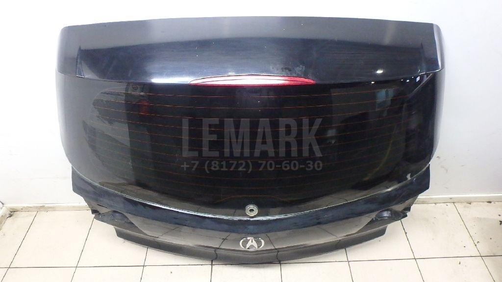 Дверь багажника со стеклом