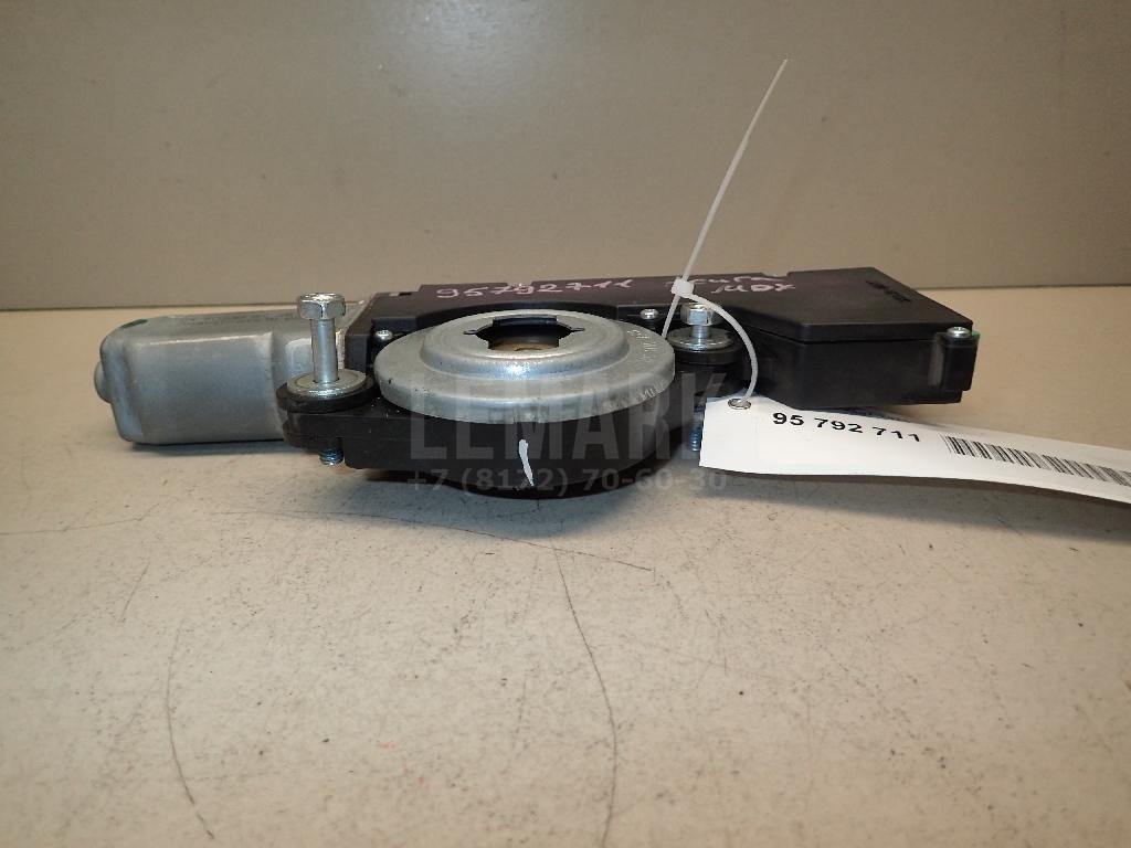 Моторчик люка