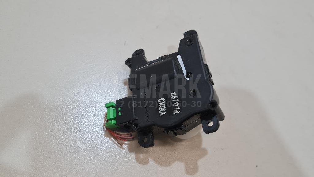 Моторчик заслонки отопителя