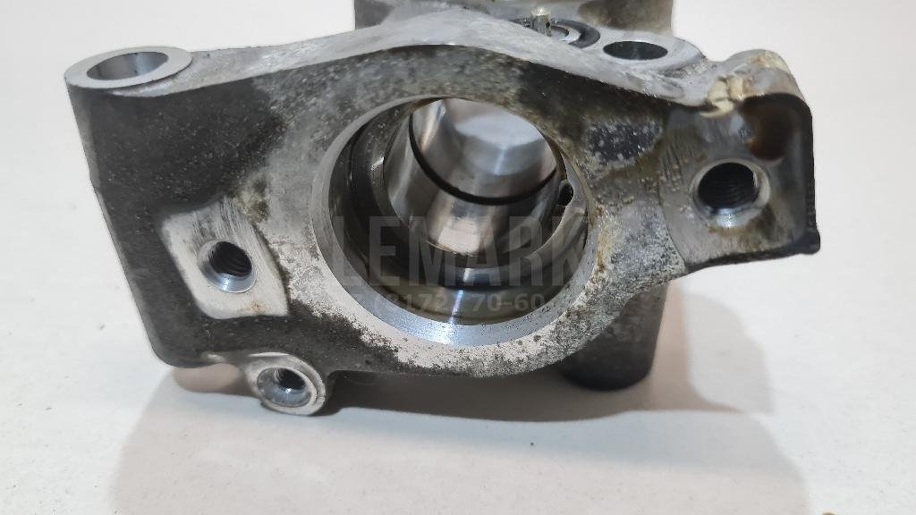 Фланец топливного насоса