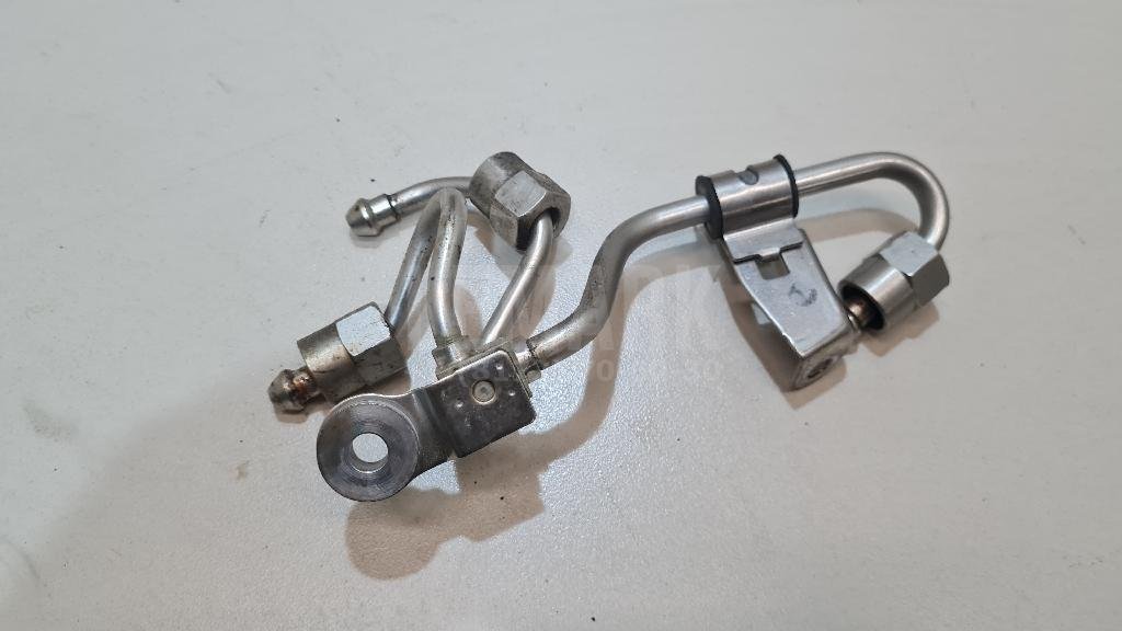 Трубка топливная