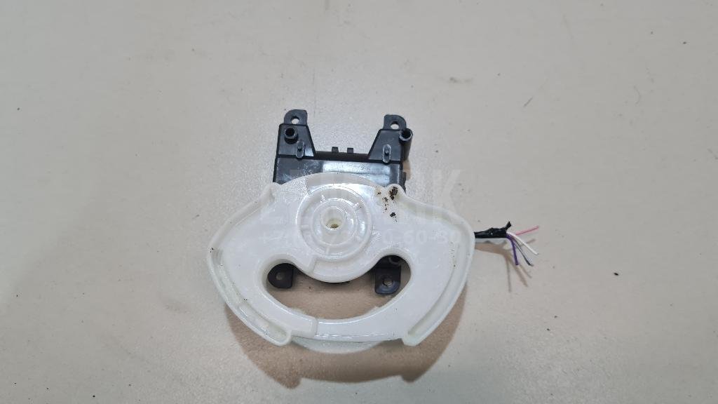 Моторчик заслонки отопителя