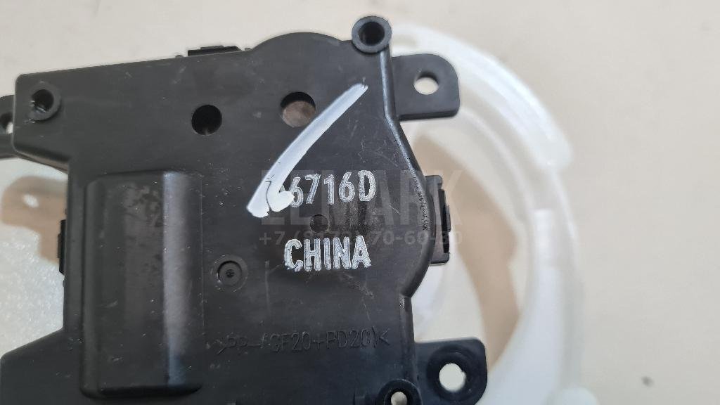 Моторчик заслонки отопителя