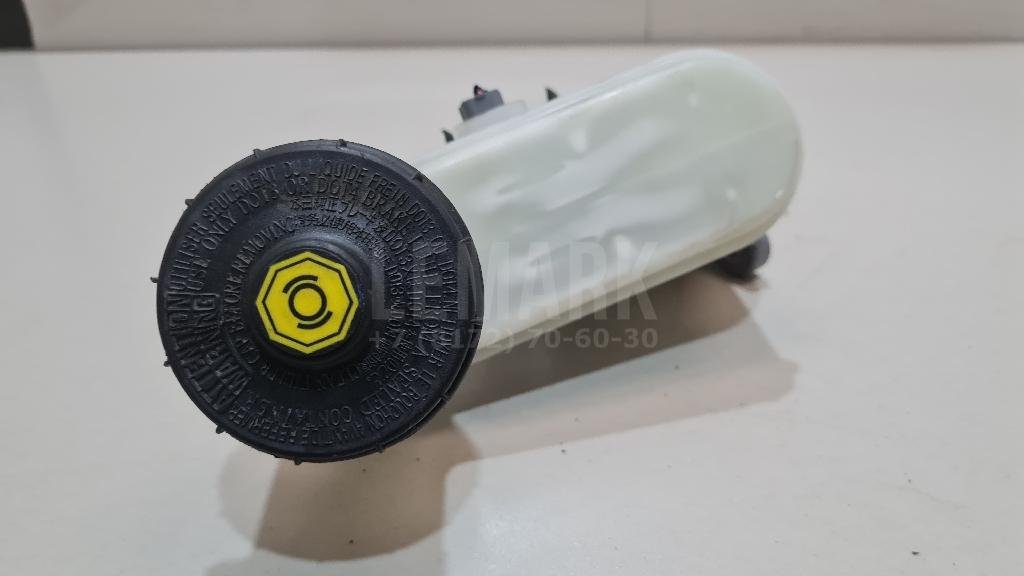 Цилиндр тормозной главный