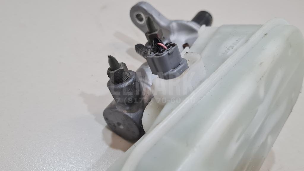 Цилиндр тормозной главный