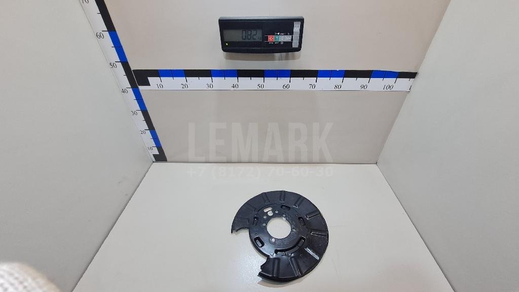 Щит опорный задний правый