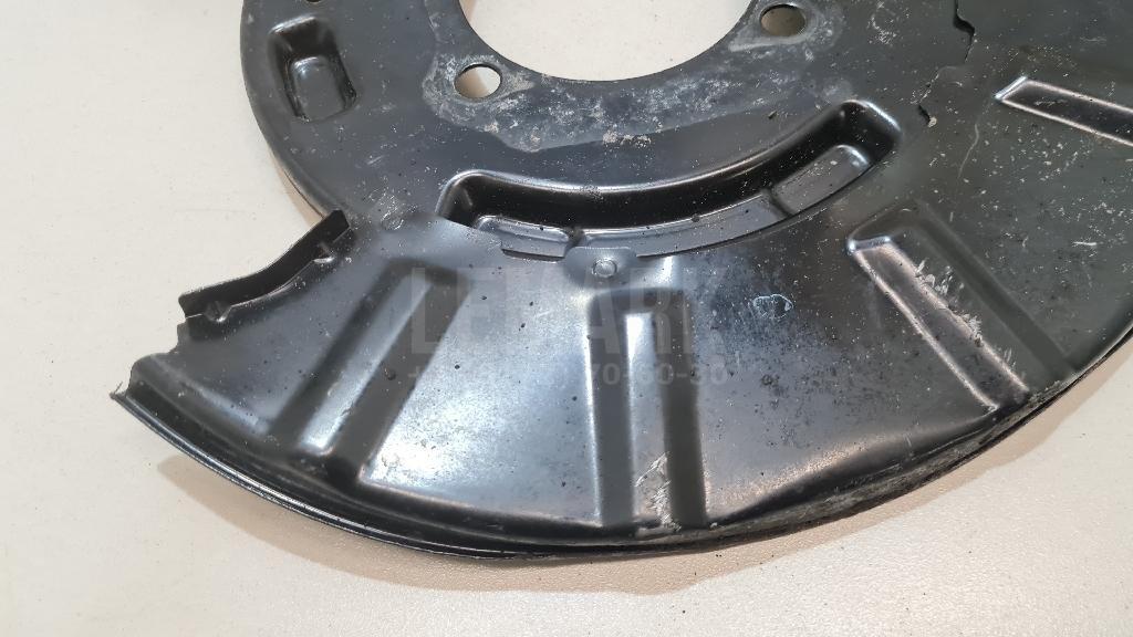 Щит опорный задний правый