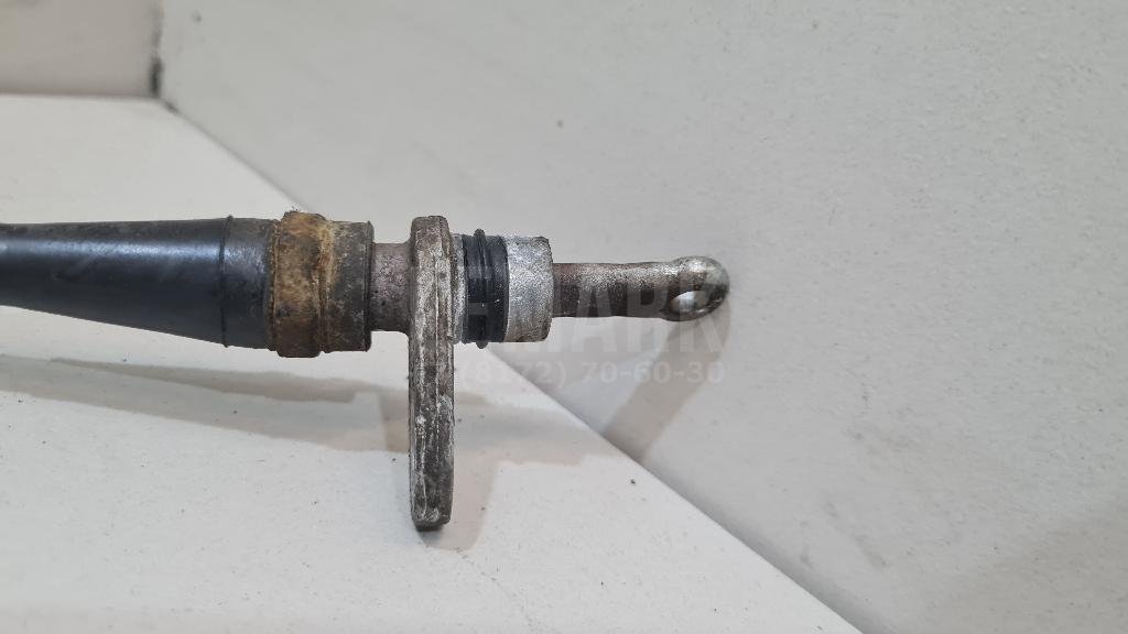 Трос стояночного тормоза правый