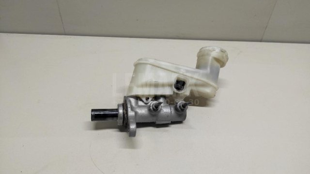 Цилиндр тормозной главный