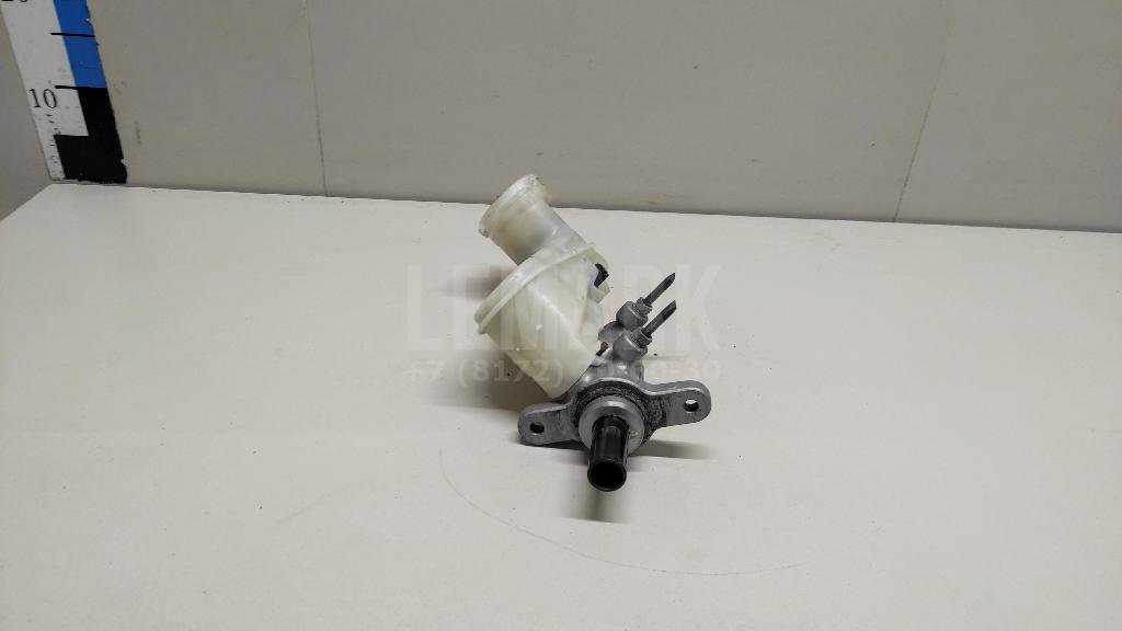 Цилиндр тормозной главный