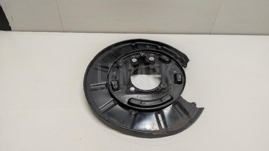 Щит опорный задний правый