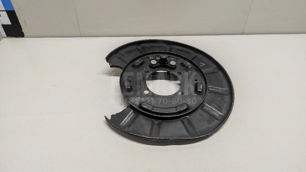 Щит опорный задний левый