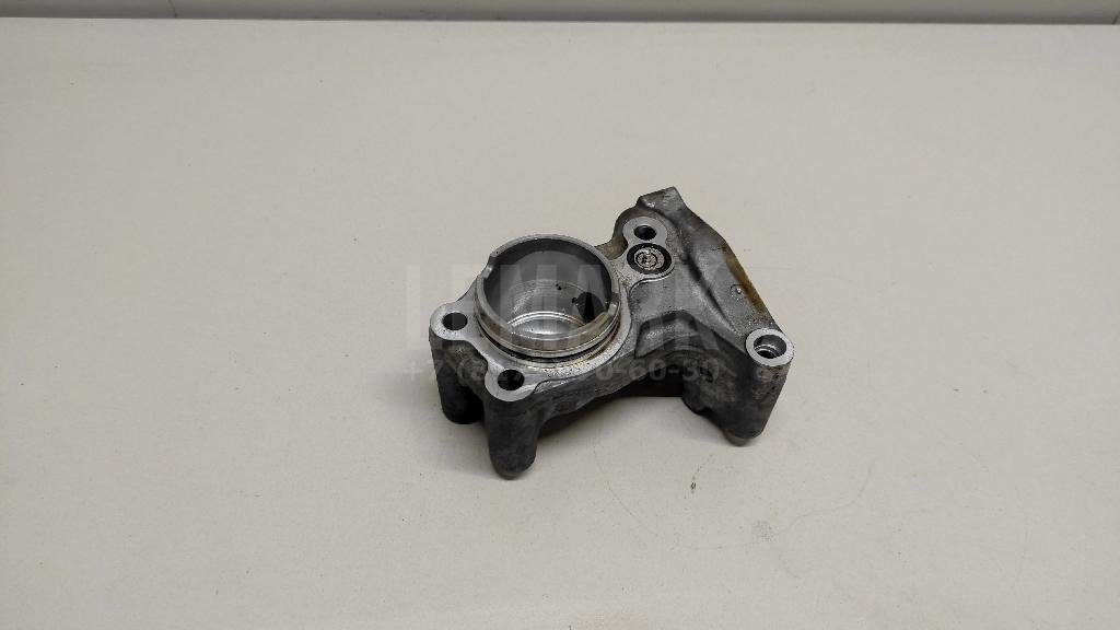 Фланец топливного насоса