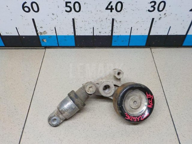 Натяжитель ремня